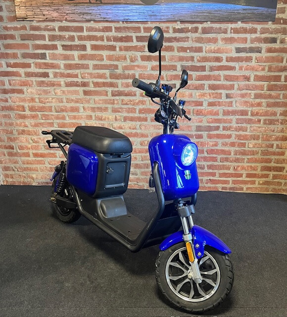 GTS E-Tronic NIEUW (25 km/h)